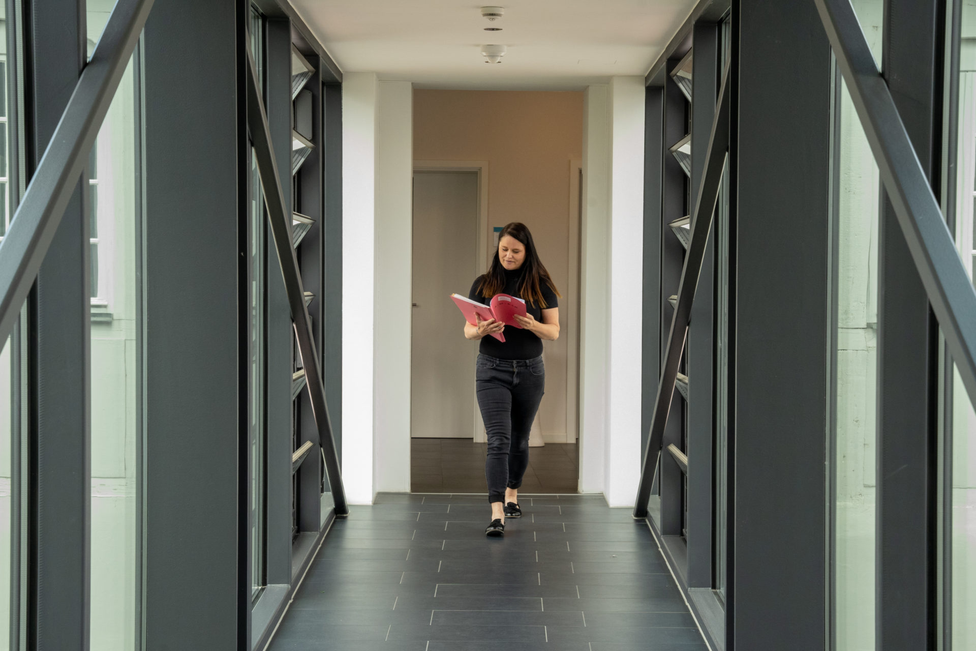 Wie man in die Pflege einer Psychiatrie kommt, erläutern wir hier