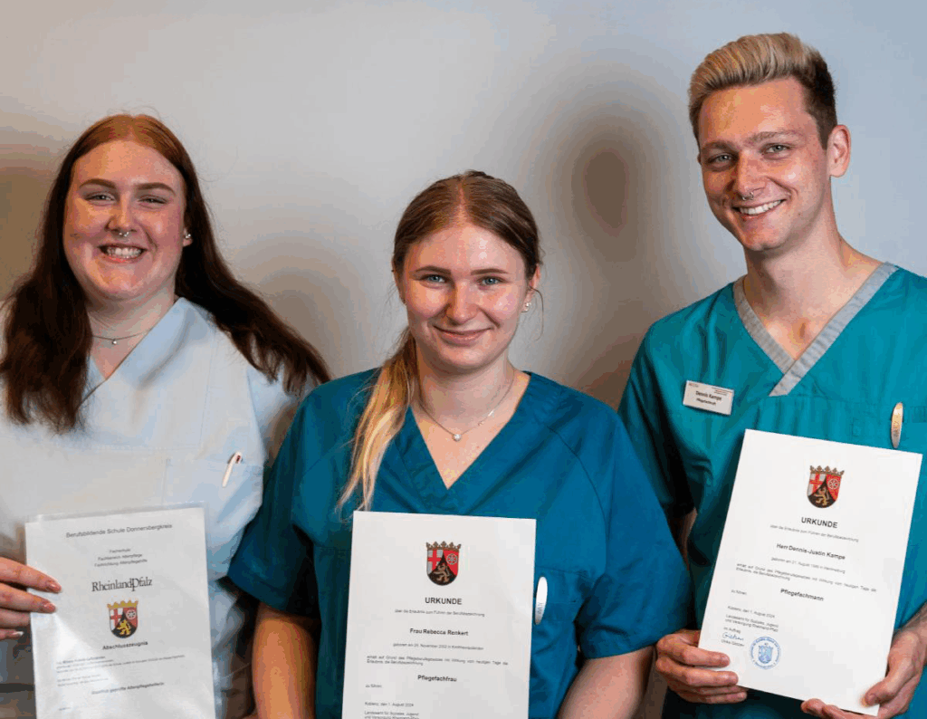 Karriere in der Altenpflege | Dennis Kempe aus dem Seniorenzentrum Eisenberg macht's vor